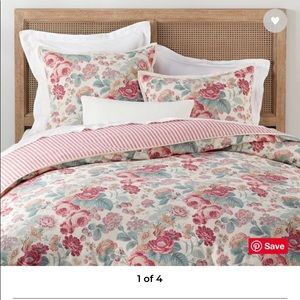 Pottery Barn King Duvet cover and sham